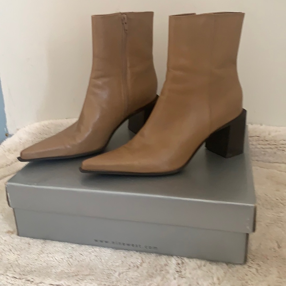 Nine West Boot
